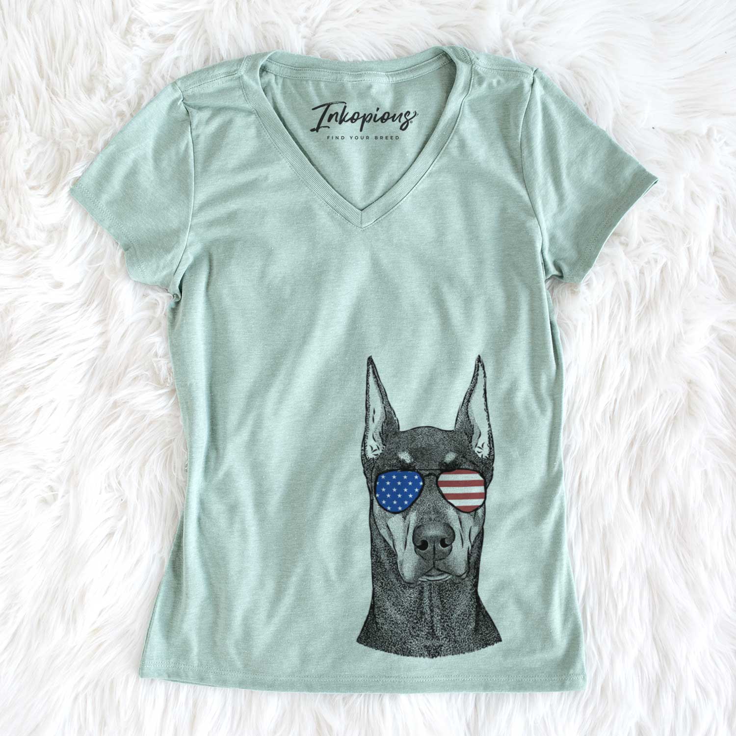 USA Drake the Doberman Pinscher - Women's Perfect V-neck Shirt