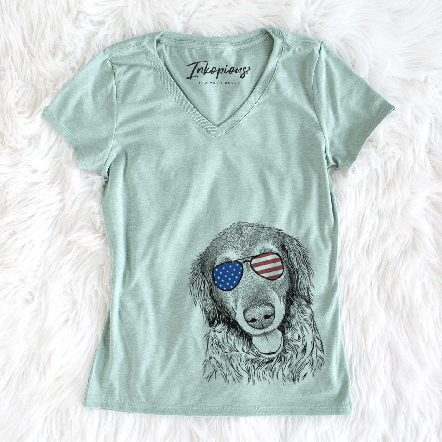 USA Duncan the Golden Retriever - Women's Perfect V-neck Shirt