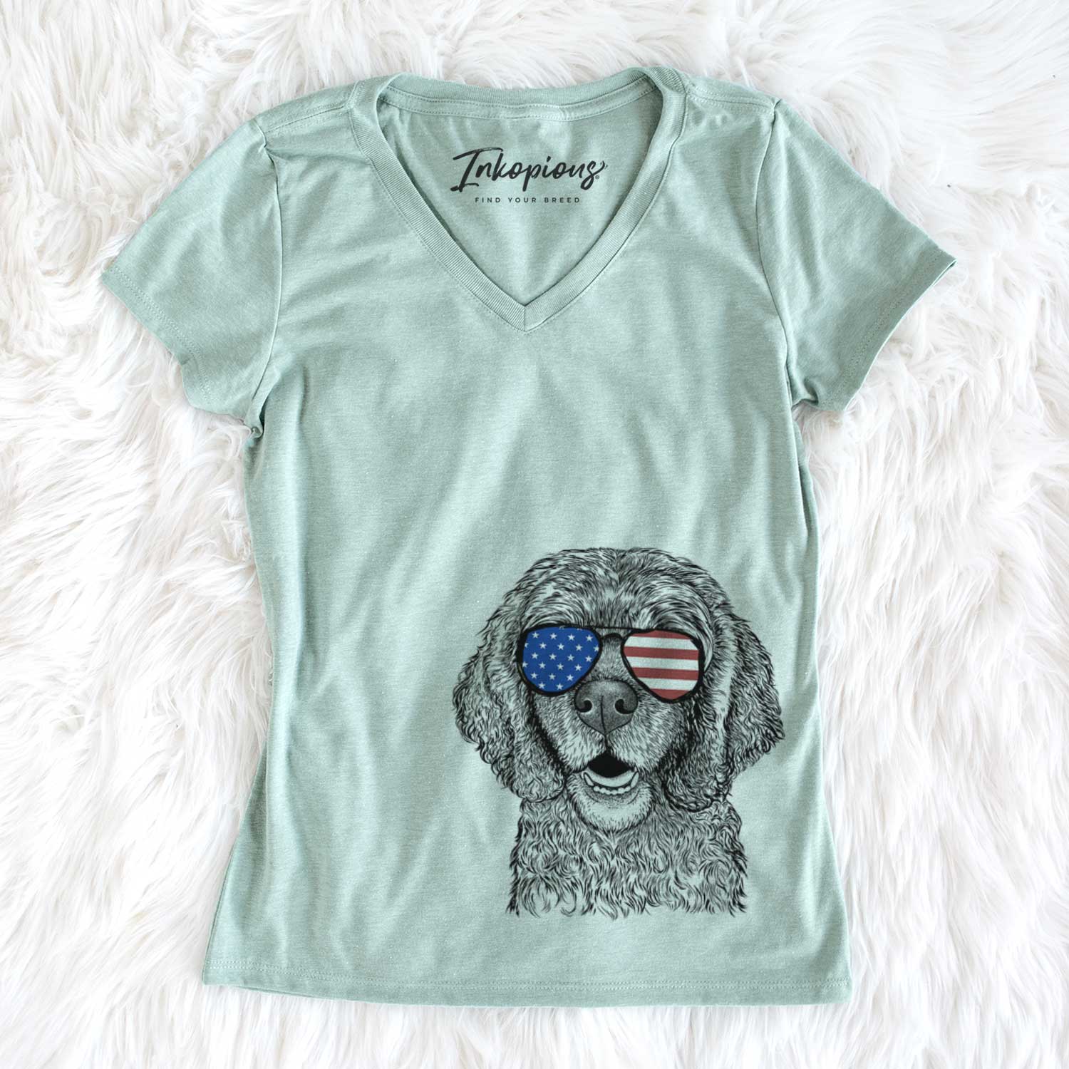 USA Fannie Mae the Cocker Spaniel - Women's Perfect V-neck Shirt