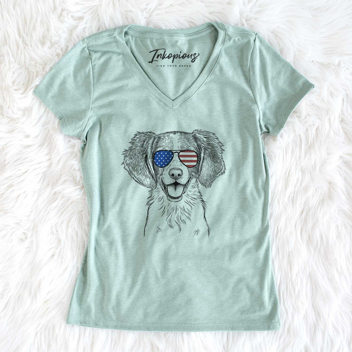 USA Happy Holly the Brittany Spaniel - Women's Perfect V-neck Shirt
