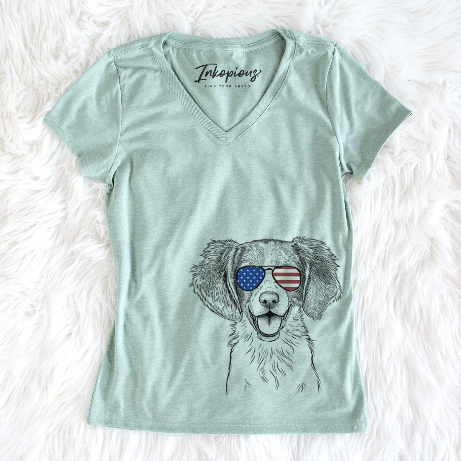 USA Happy Holly the Brittany Spaniel - Women's Perfect V-neck Shirt
