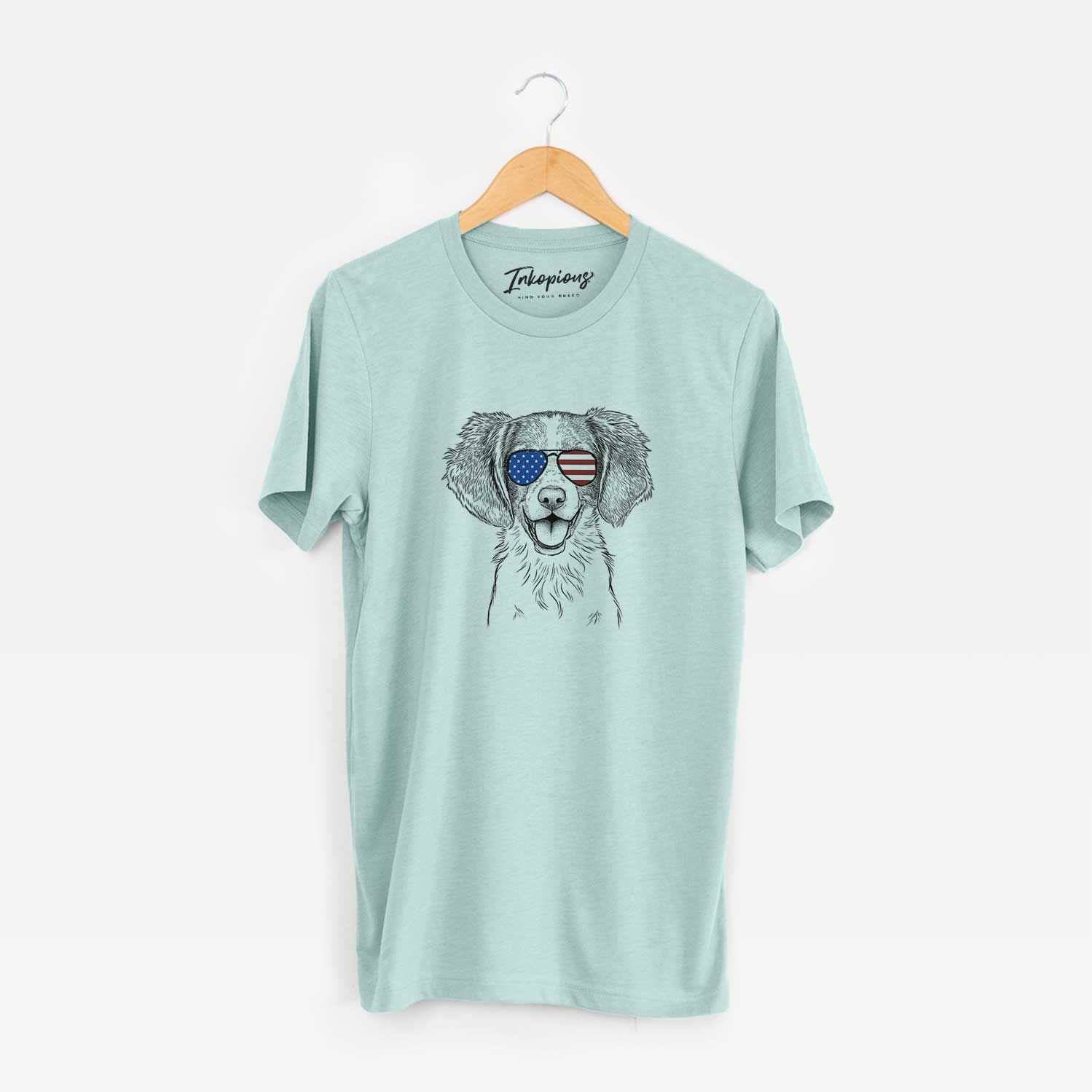 USA Happy Holly the Brittany Spaniel - Unisex Crewneck