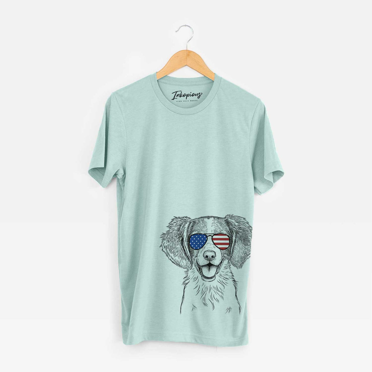USA Happy Holly the Brittany Spaniel - Unisex Crewneck