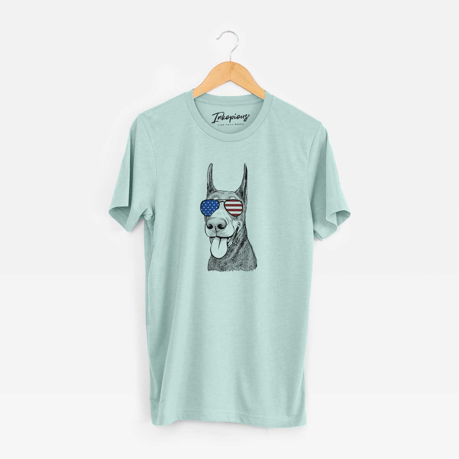 USA Happy Sunny the Doberman Pinscher - Unisex Crewneck