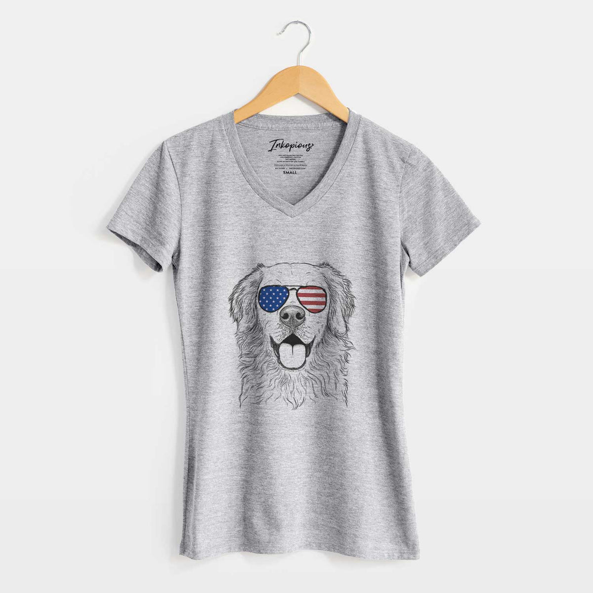 USA Juniper the Golden Retriever - Women&#39;s Perfect V-neck Shirt