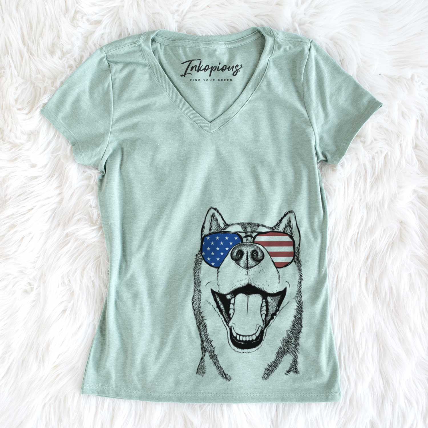 USA Little Country the Siberian Husky - Women's Perfect V-neck Shirt