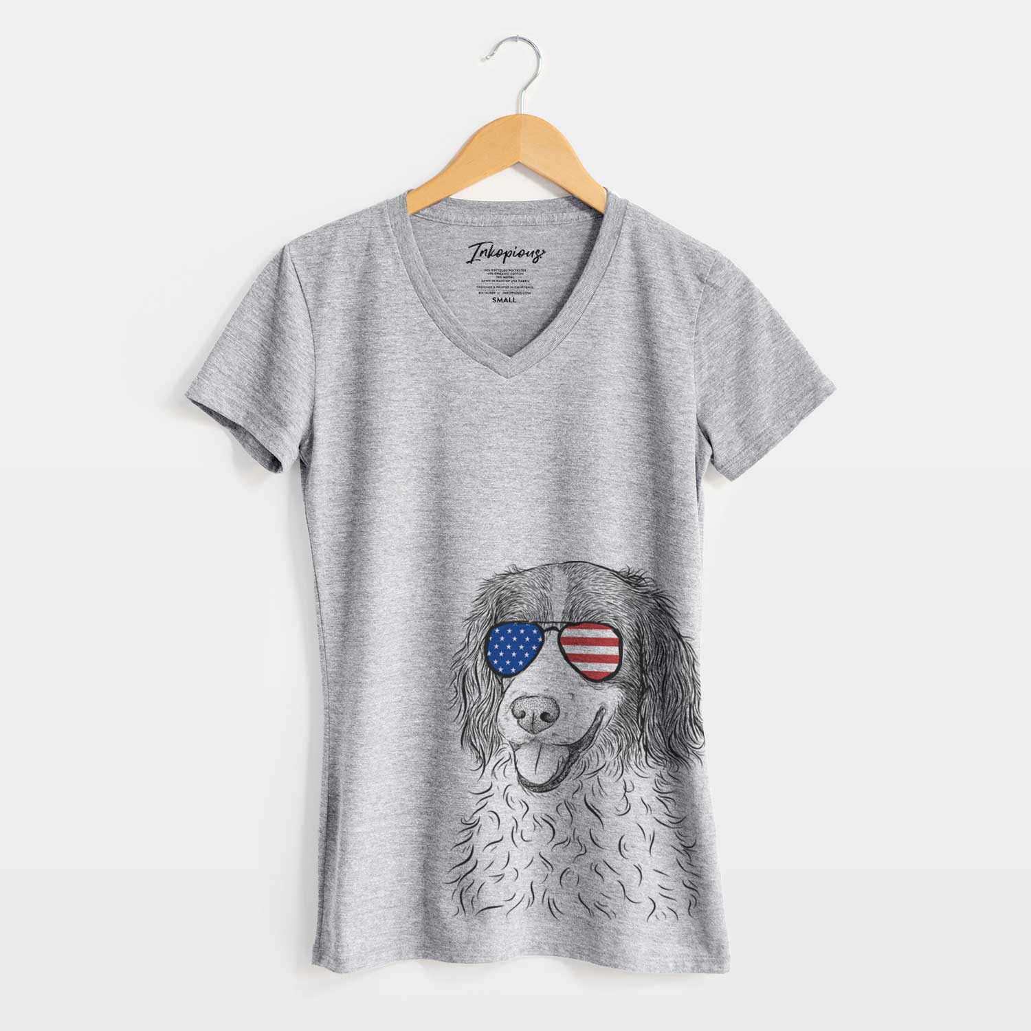 USA Maggie the Springer Spaniel - Women's Perfect V-neck Shirt