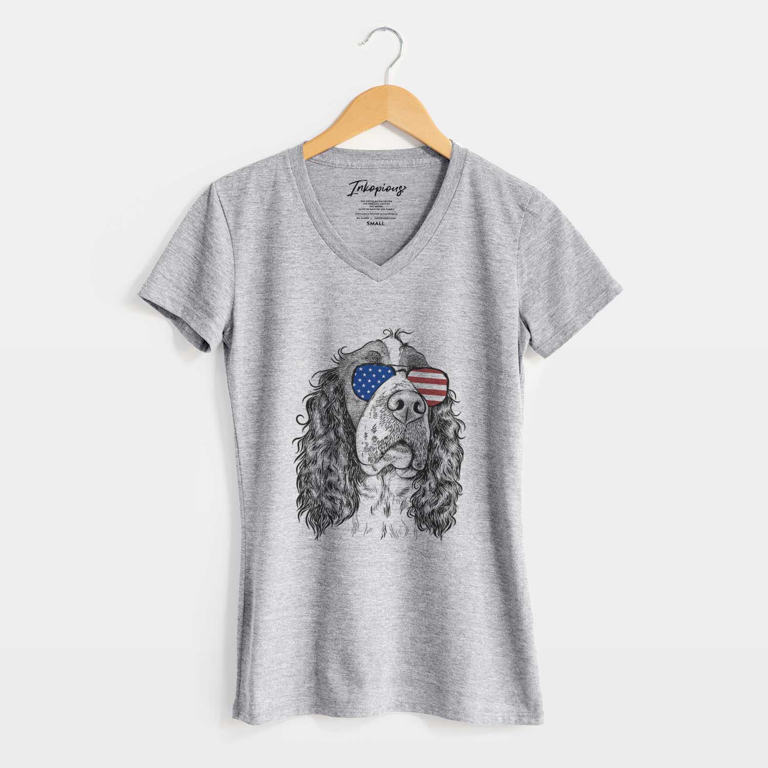 USA Millie Mae the English Springer Spaniel - Women's Perfect V-neck Shirt