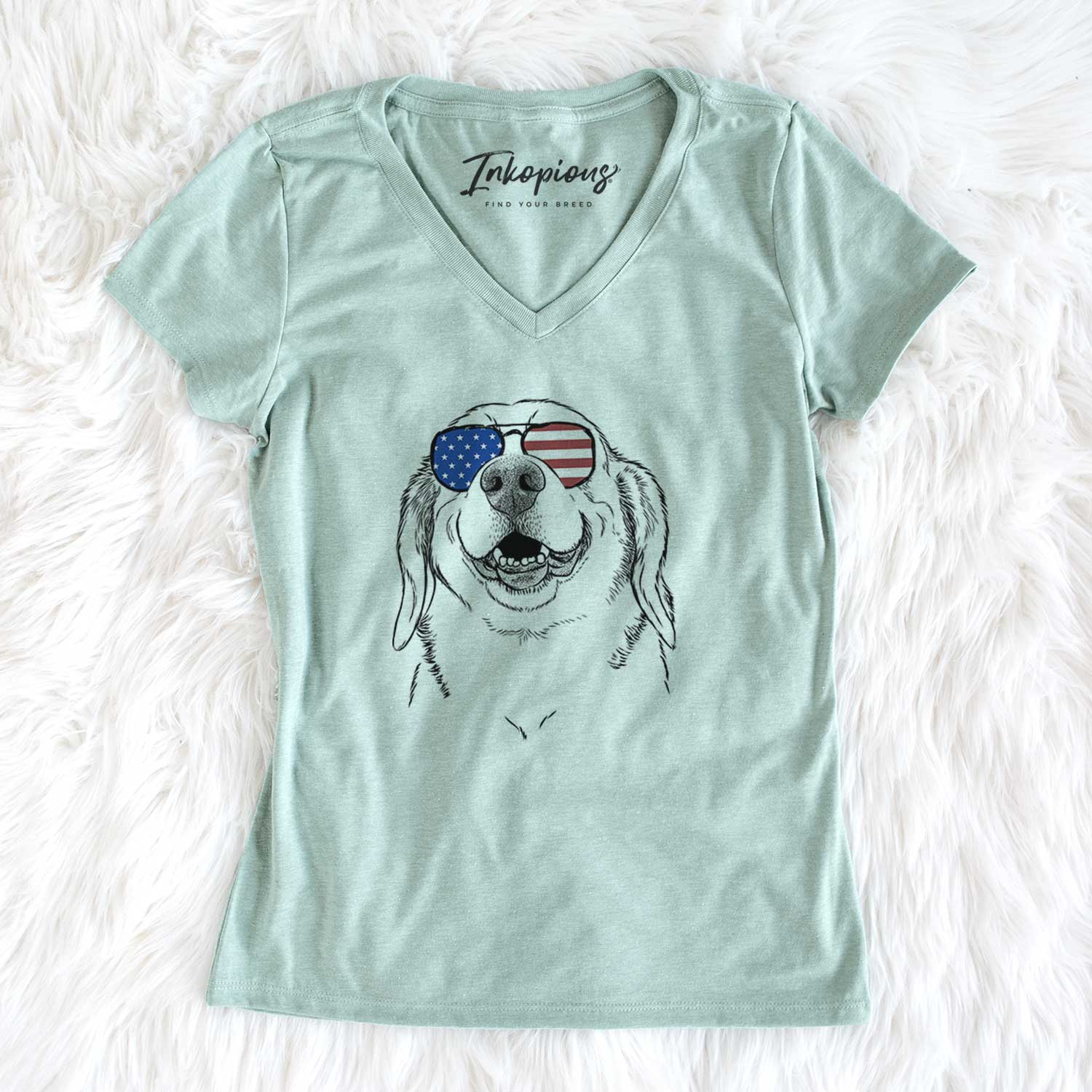 USA Minnie the Corgle - Women's Perfect V-neck Shirt