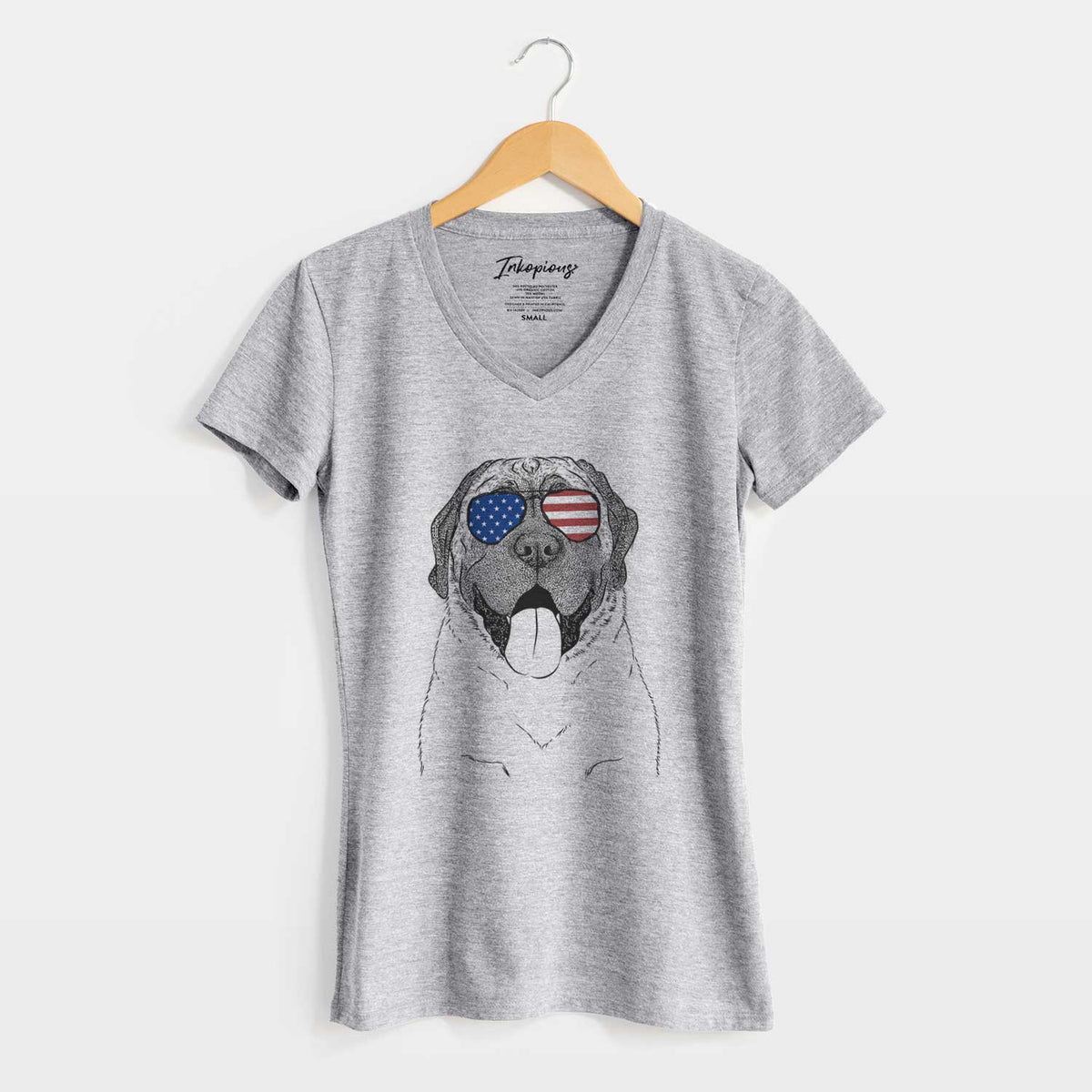 USA Remmie the English Mastiff - Women&#39;s Perfect V-neck Shirt