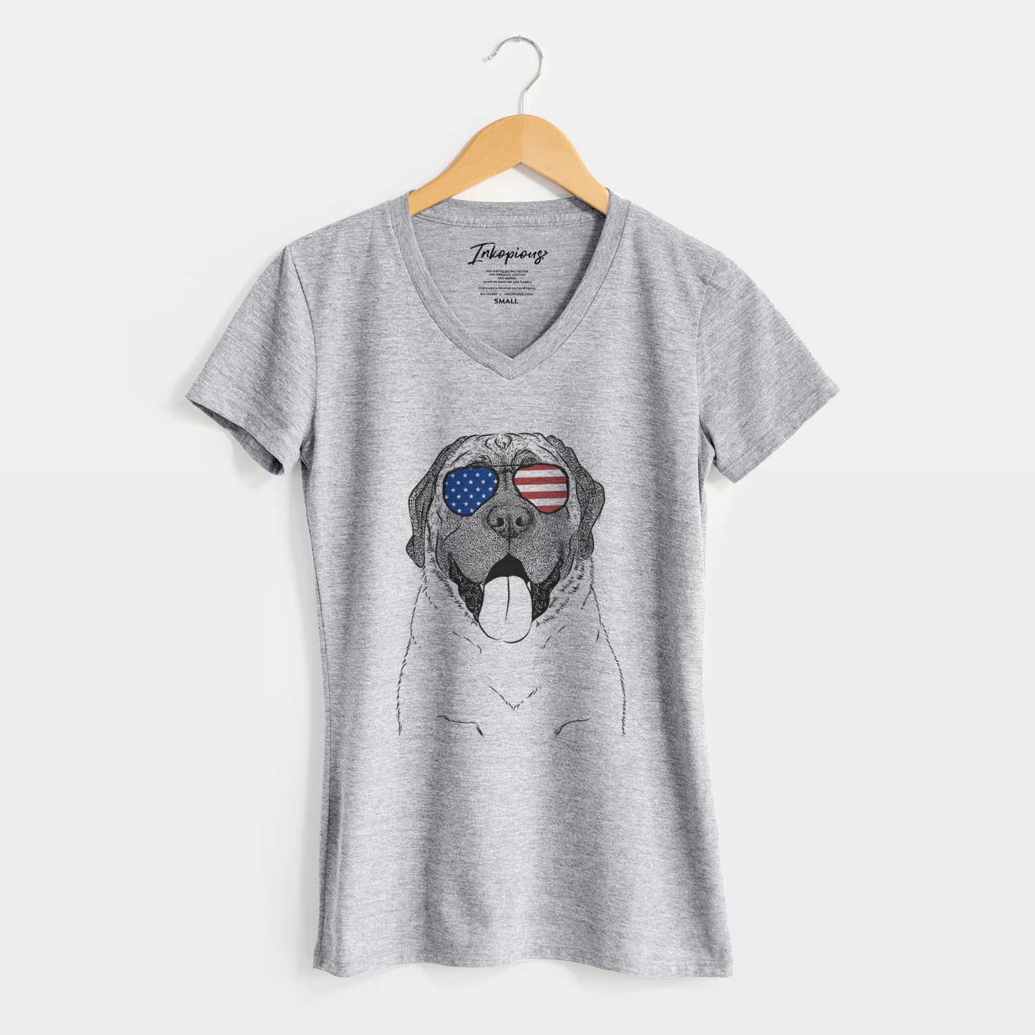 USA Remmie the English Mastiff - Women's Perfect V-neck Shirt