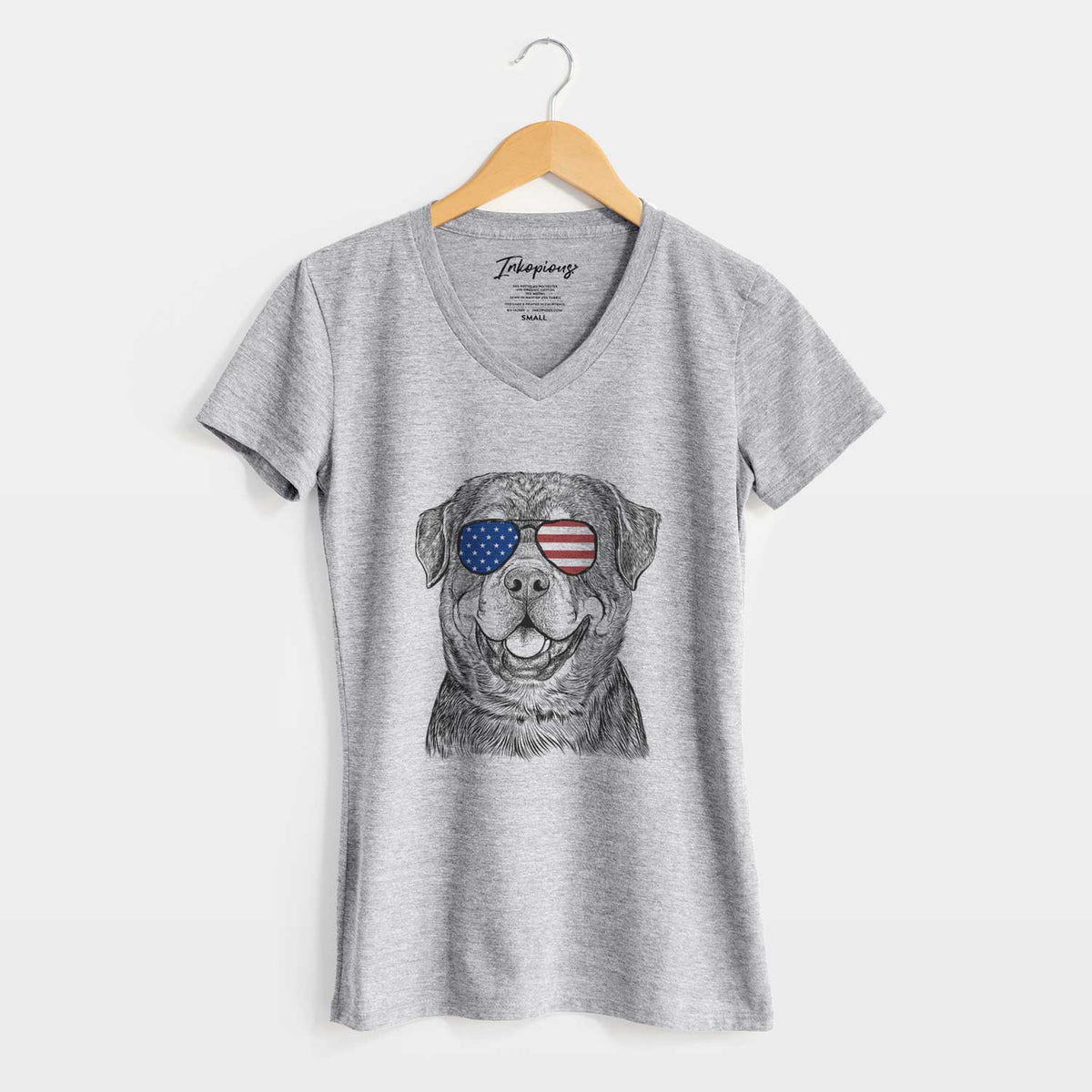 USA Sig the Rottweiler - Women&#39;s Perfect V-neck Shirt