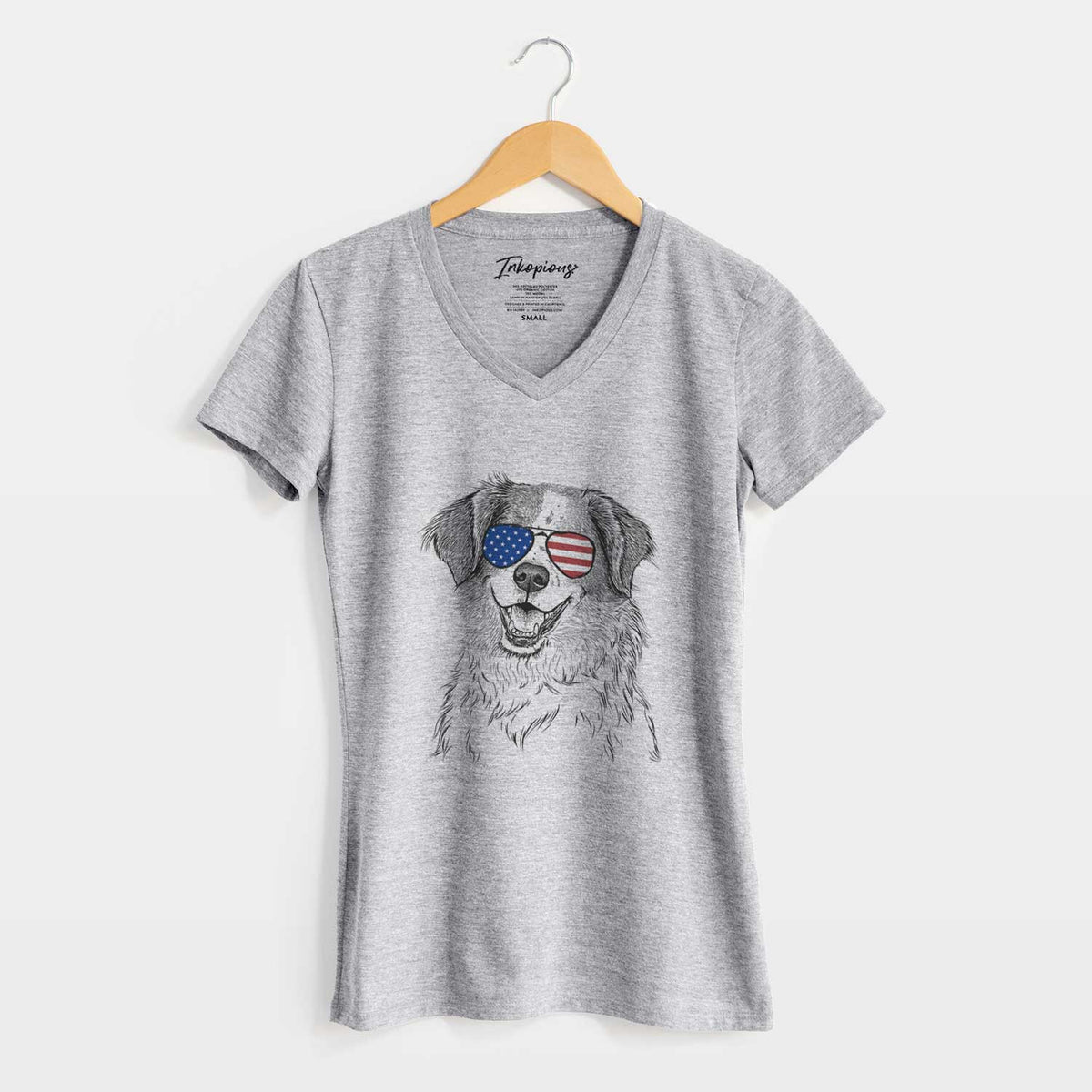 USA Sophie the Brittany Beagle Mix - Women&#39;s Perfect V-neck Shirt