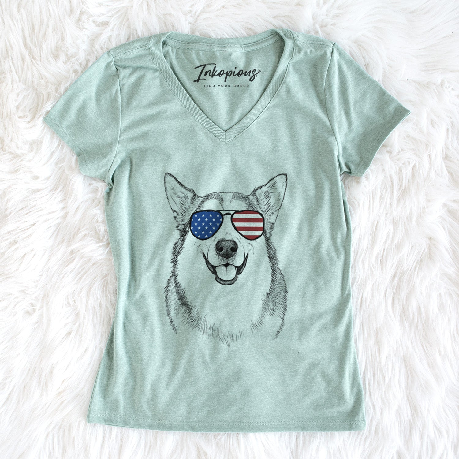 USA Vader the Alaskan Malamute - Women's Perfect V-neck Shirt