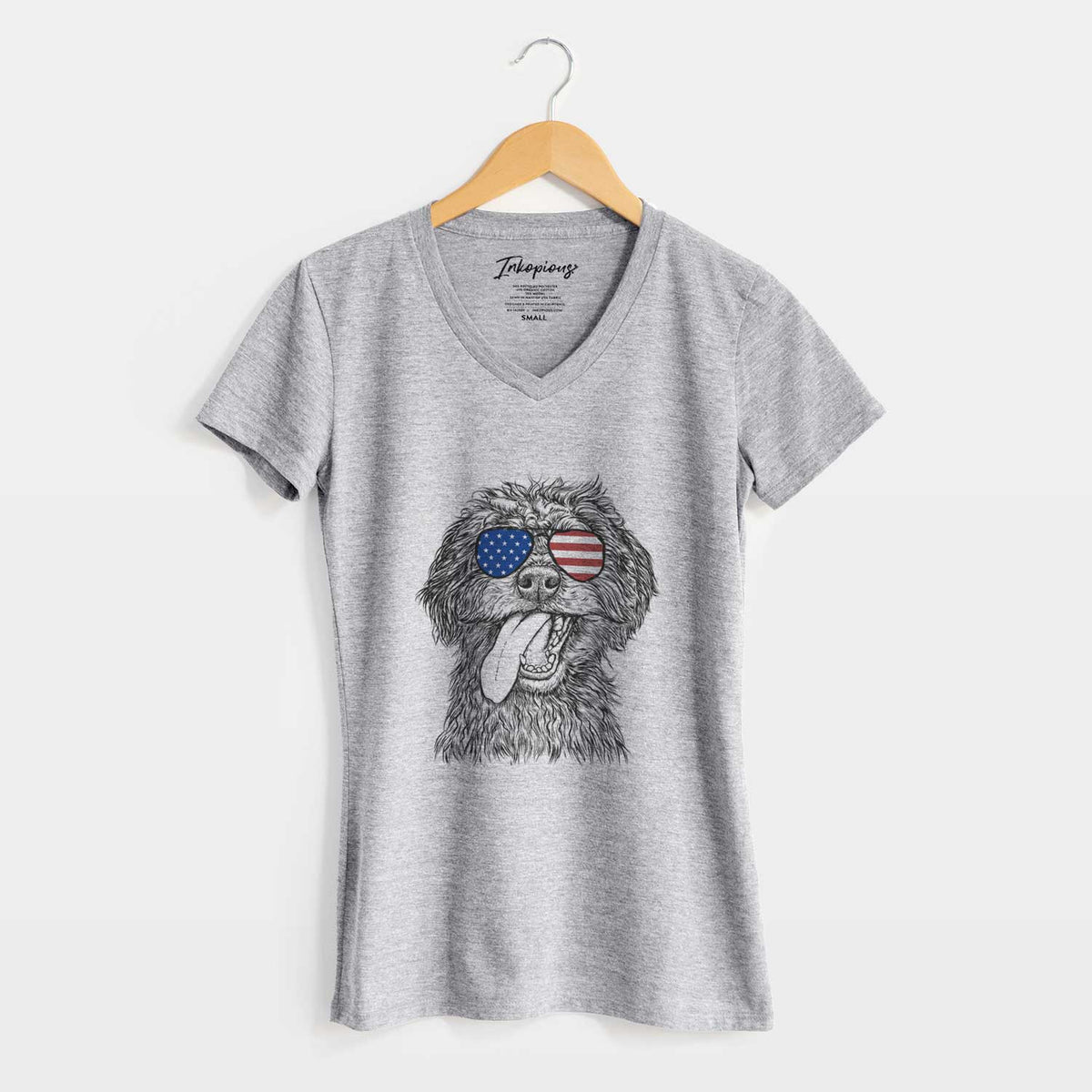 USA Winnie the Mini Aussiedoodle - Women&#39;s Perfect V-neck Shirt