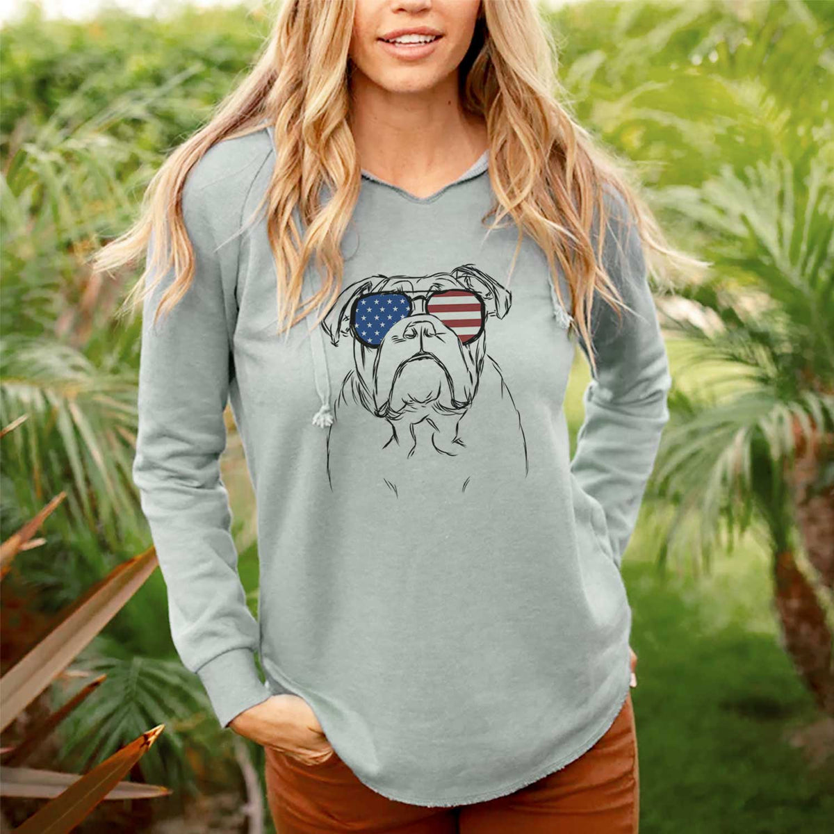 USA Winston the English Bulldog - Cali Wave Hooded Sweatshirt