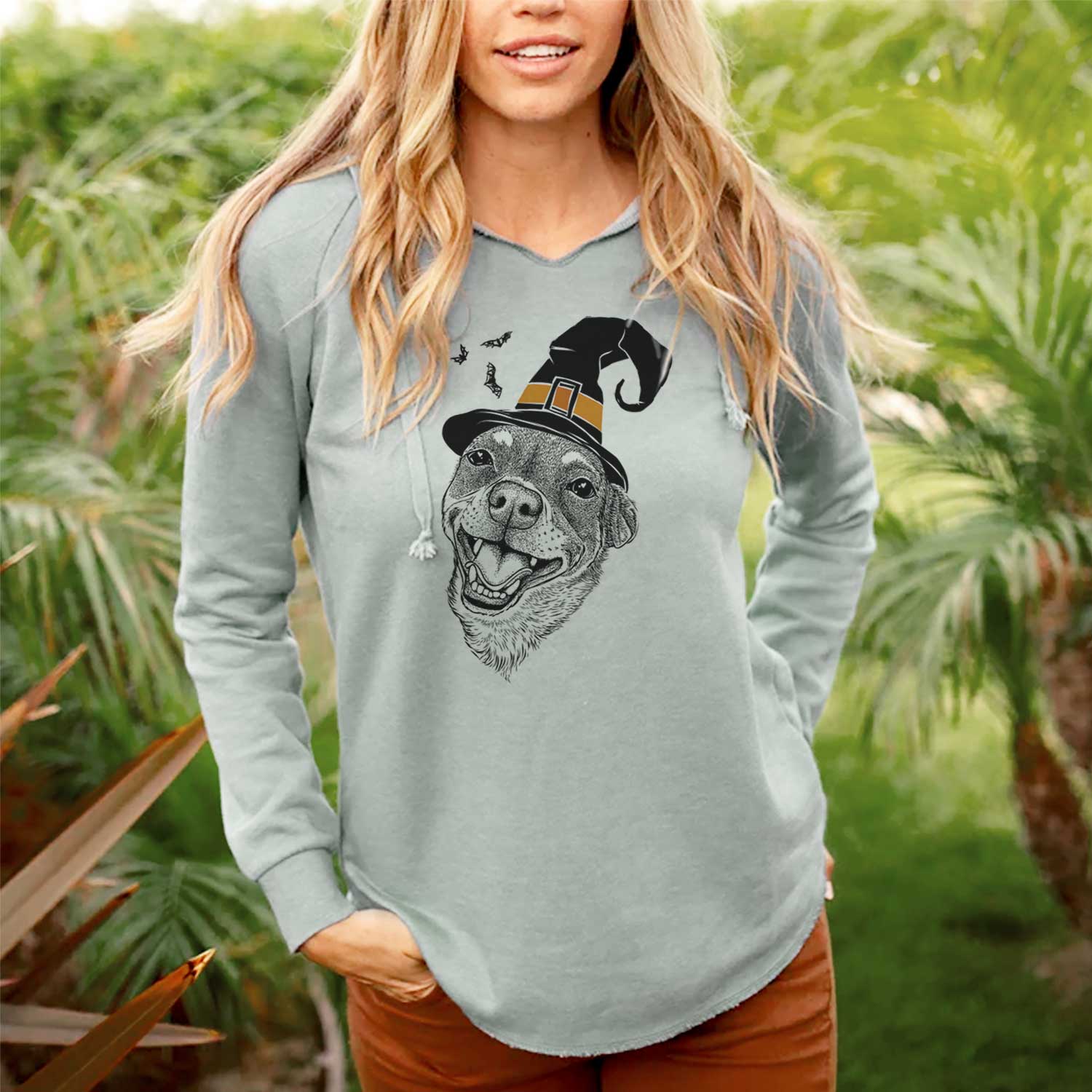 Witch Boss the Chihuahua - Cali Wave Hooded Sweatshirt