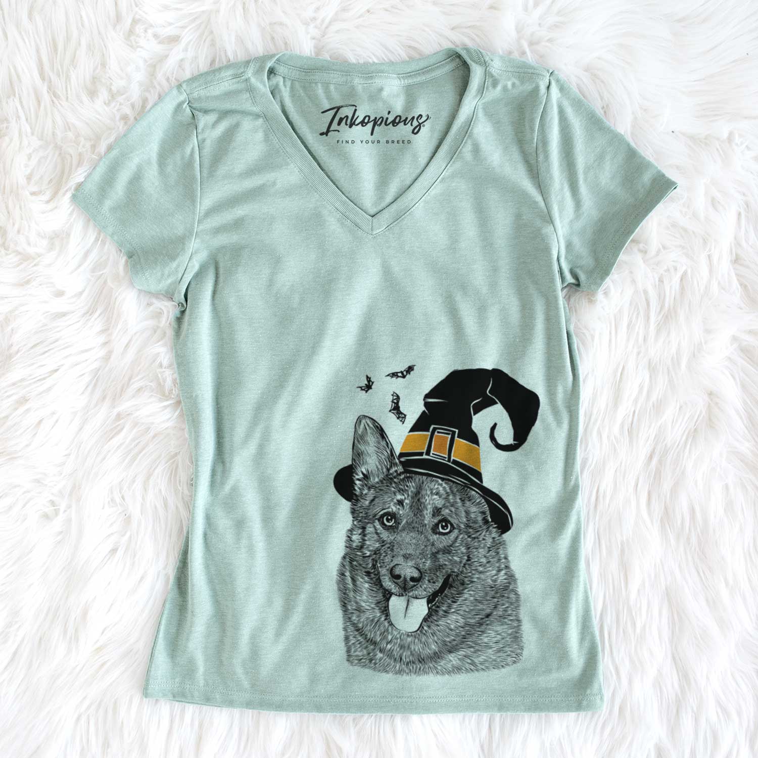 Witch Kasia the Norwegian Elkhound - Women's V-neck Shirt